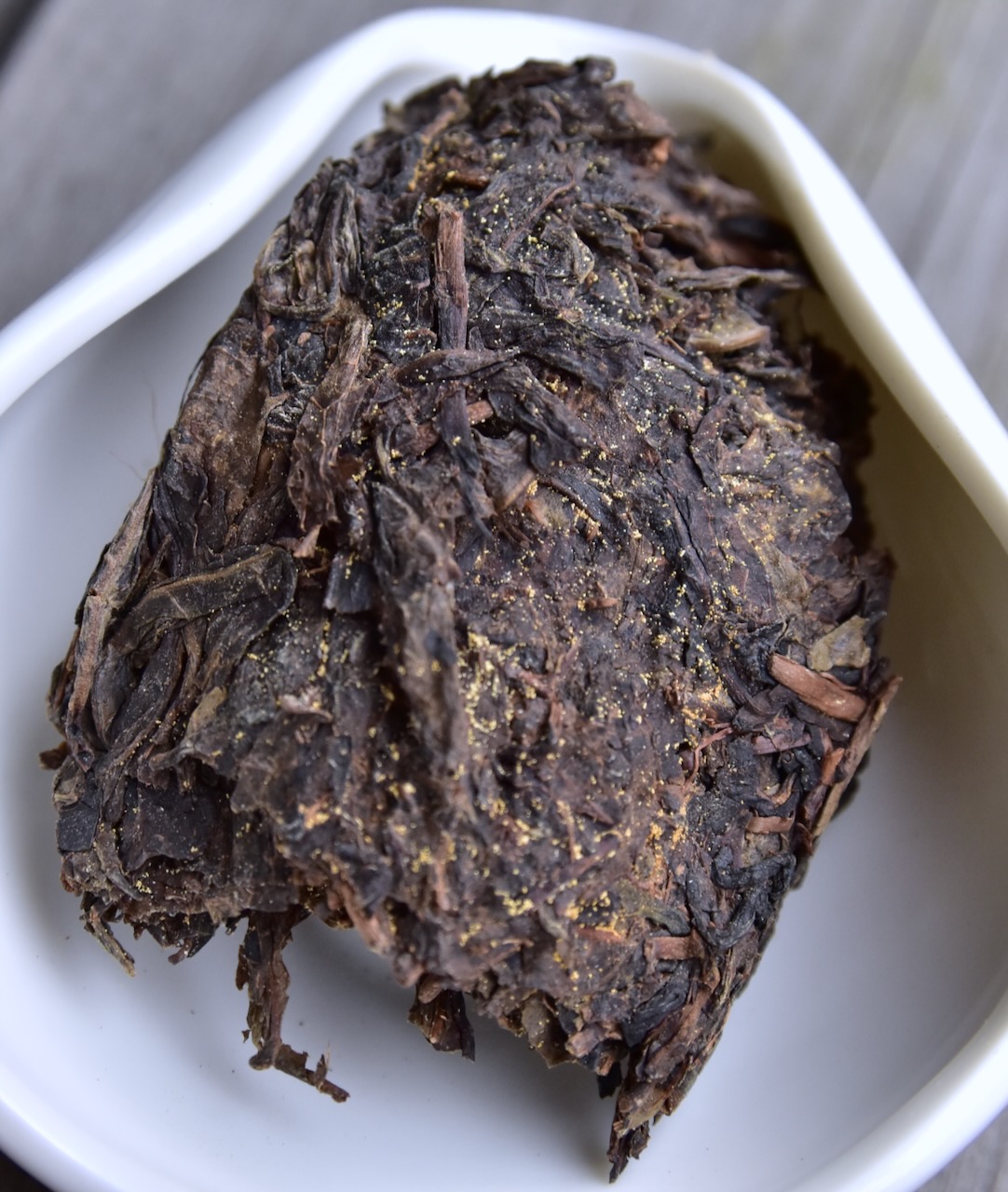 Dry leaf