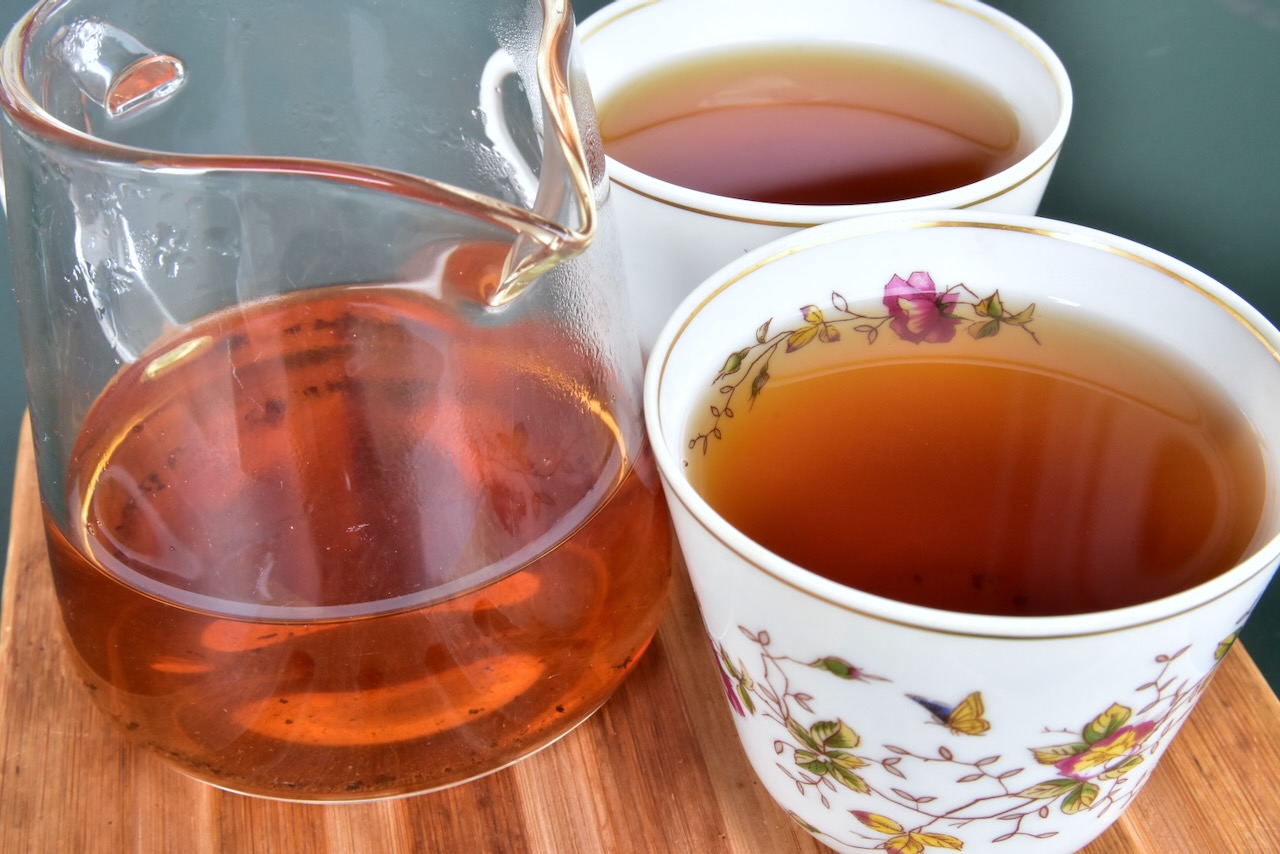 Tea soup pitcher