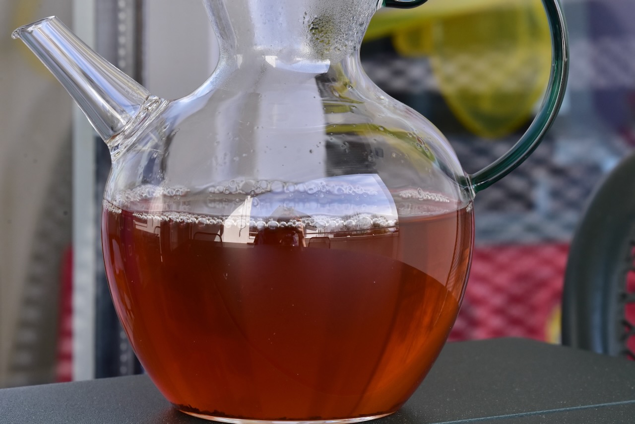 Tea soup pitcher